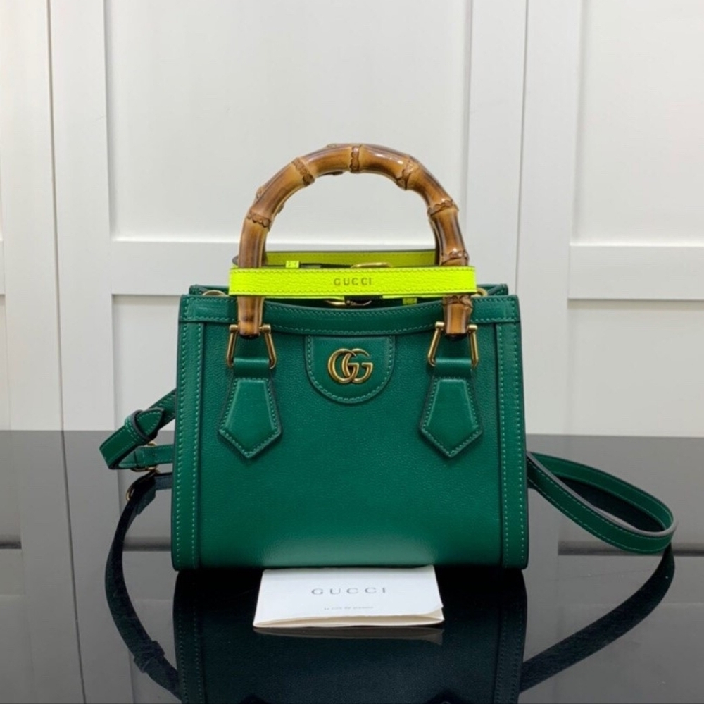 Gucci Diana Small Top Handle Bag